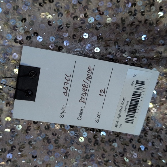 New Mac Duggal Champagne Sequin Dress - Picture 6 of 6